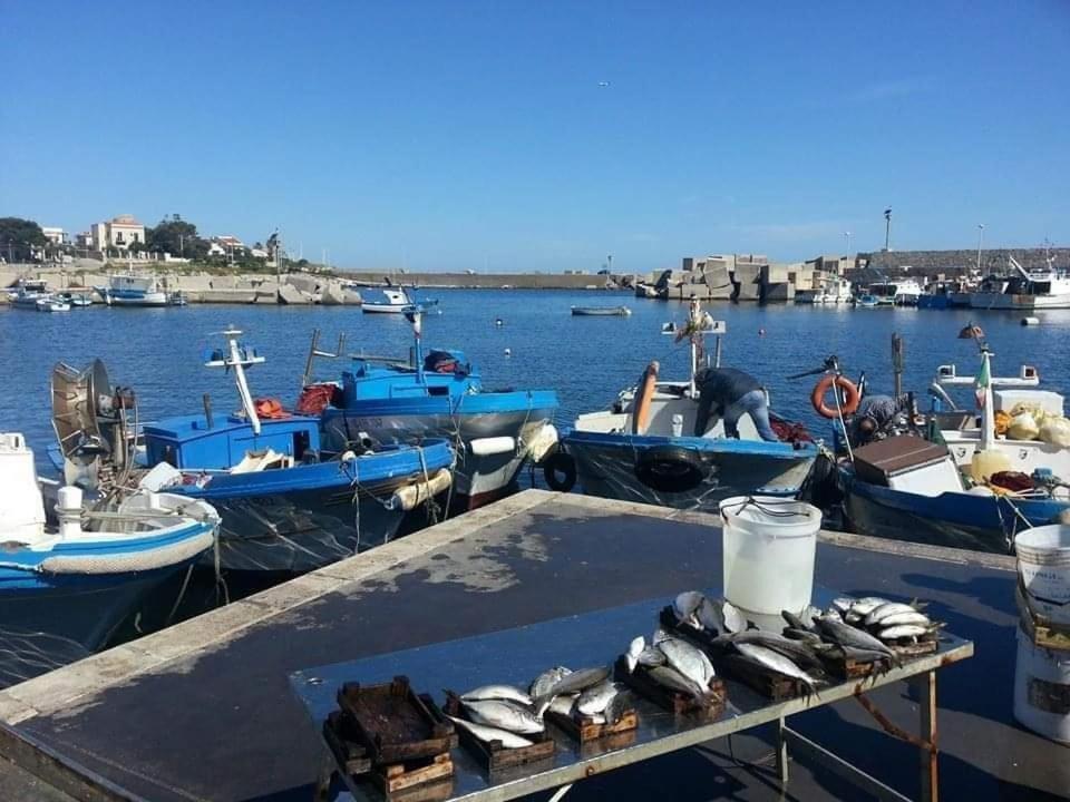 伊索拉戴里费米尼La Terrazza Sul Golfo住宿加早餐旅馆 外观 照片